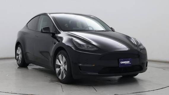 TESLA MODEL Y 2024 7SAYGAEE8RF075927 image